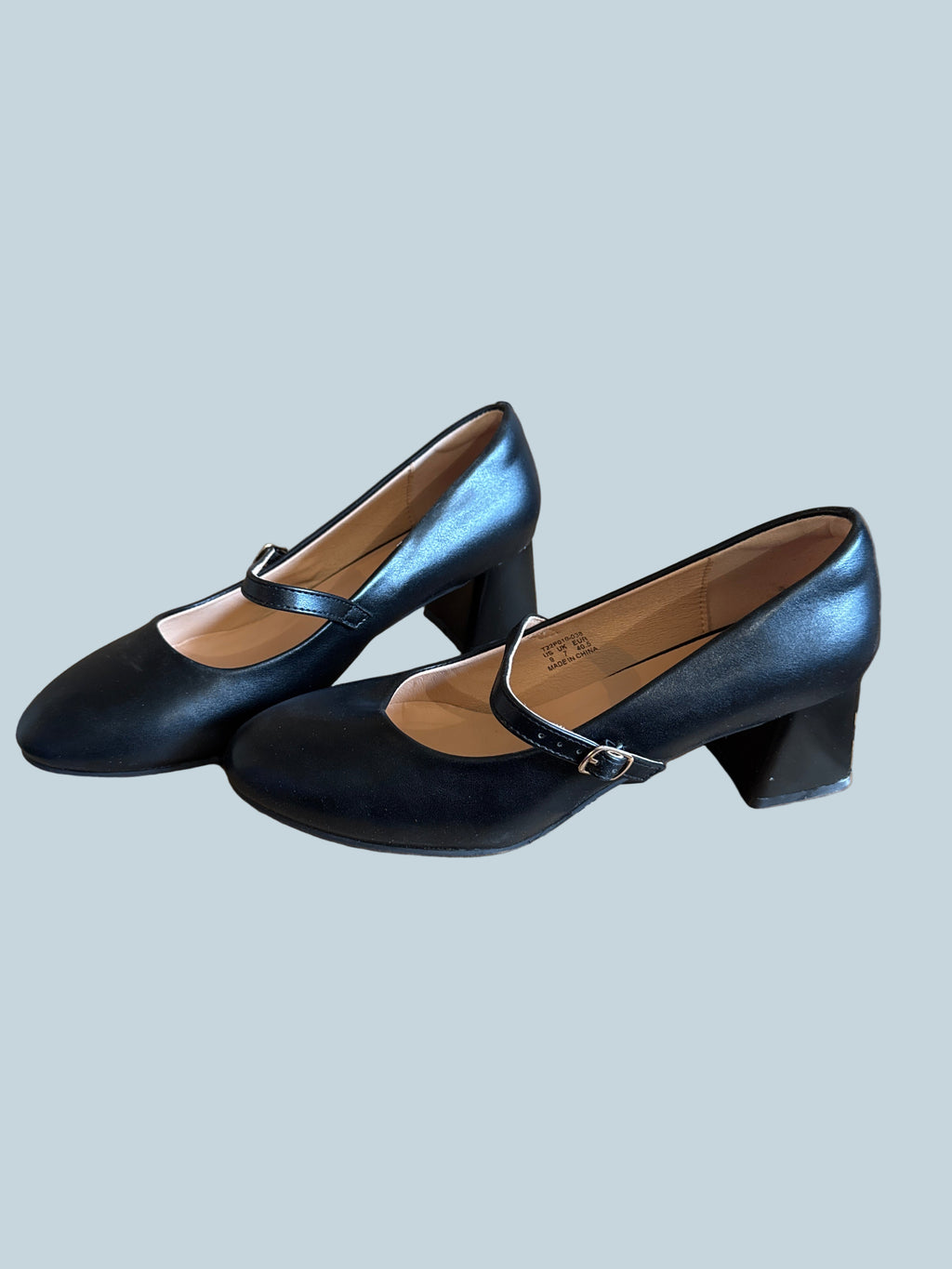 Trary Women Block Heeled Shoe Sandals. Second hand. Size 9