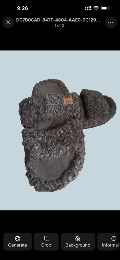 Women Slipon Shoe Slippers. Size  9