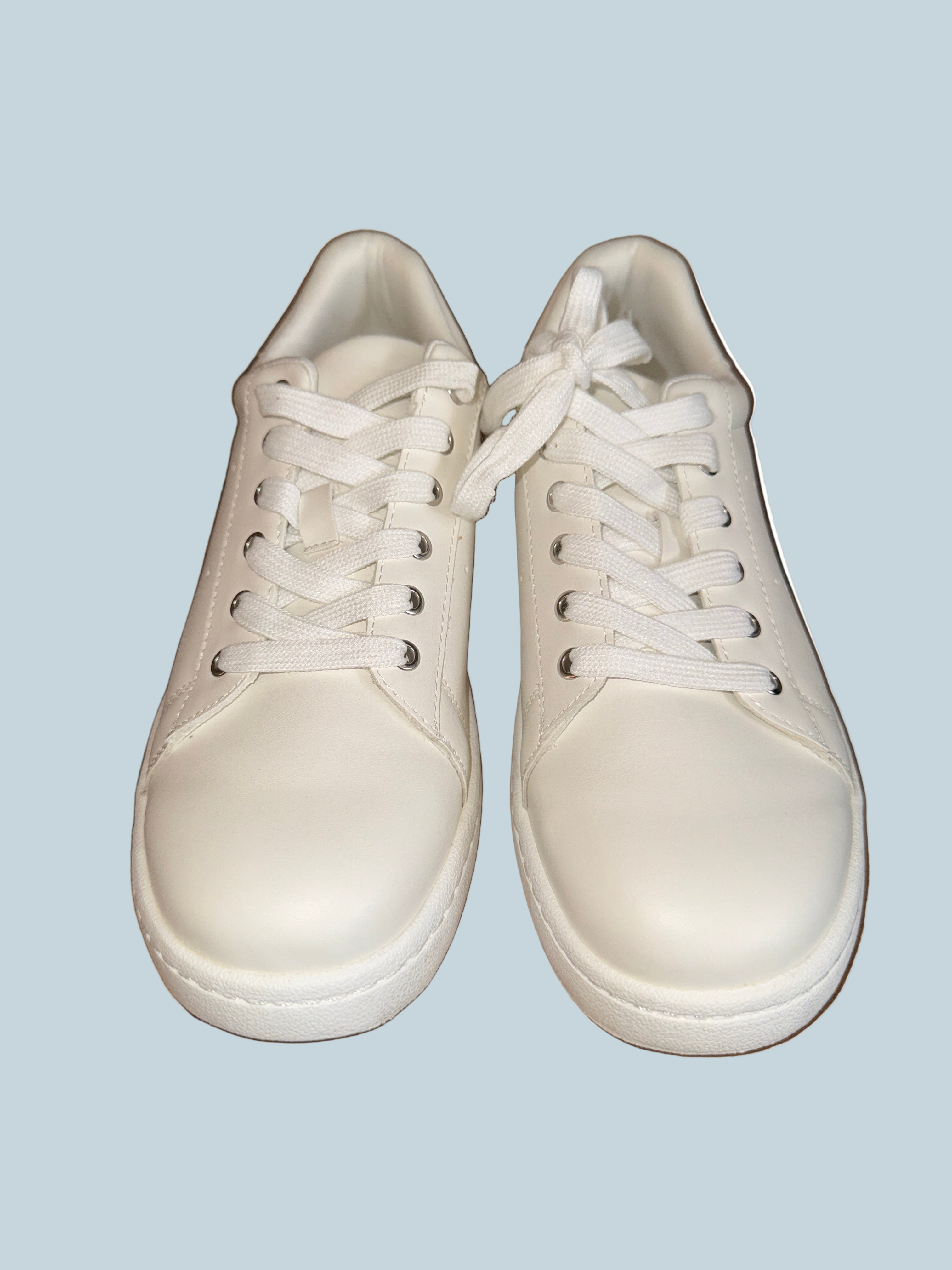 Vepose Women Walking Casual Sneakers Shoe. Like New. Size 9.5