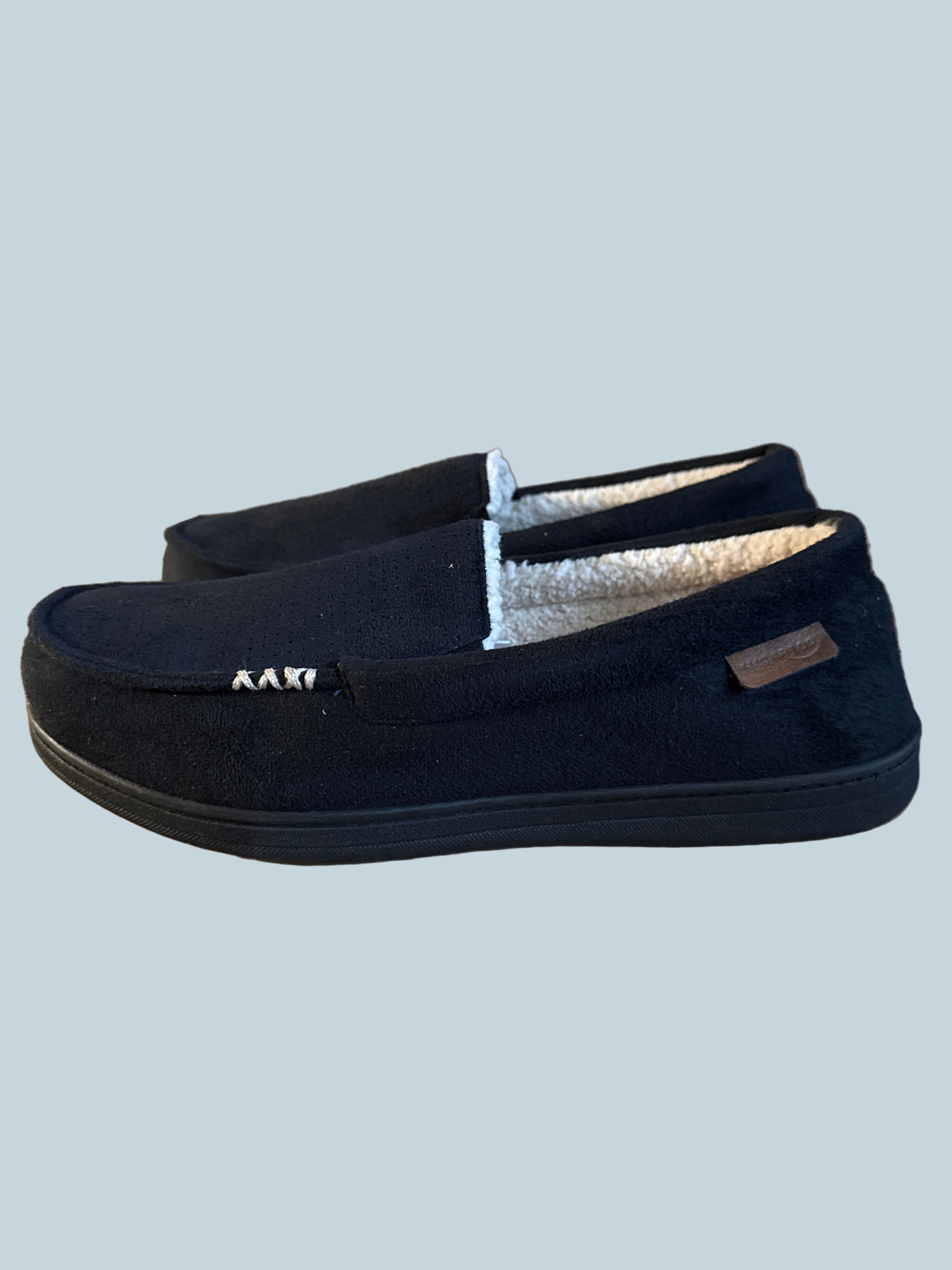 HomeTop Men Women Slip-on Slippers Shoe. Like New. Size 11