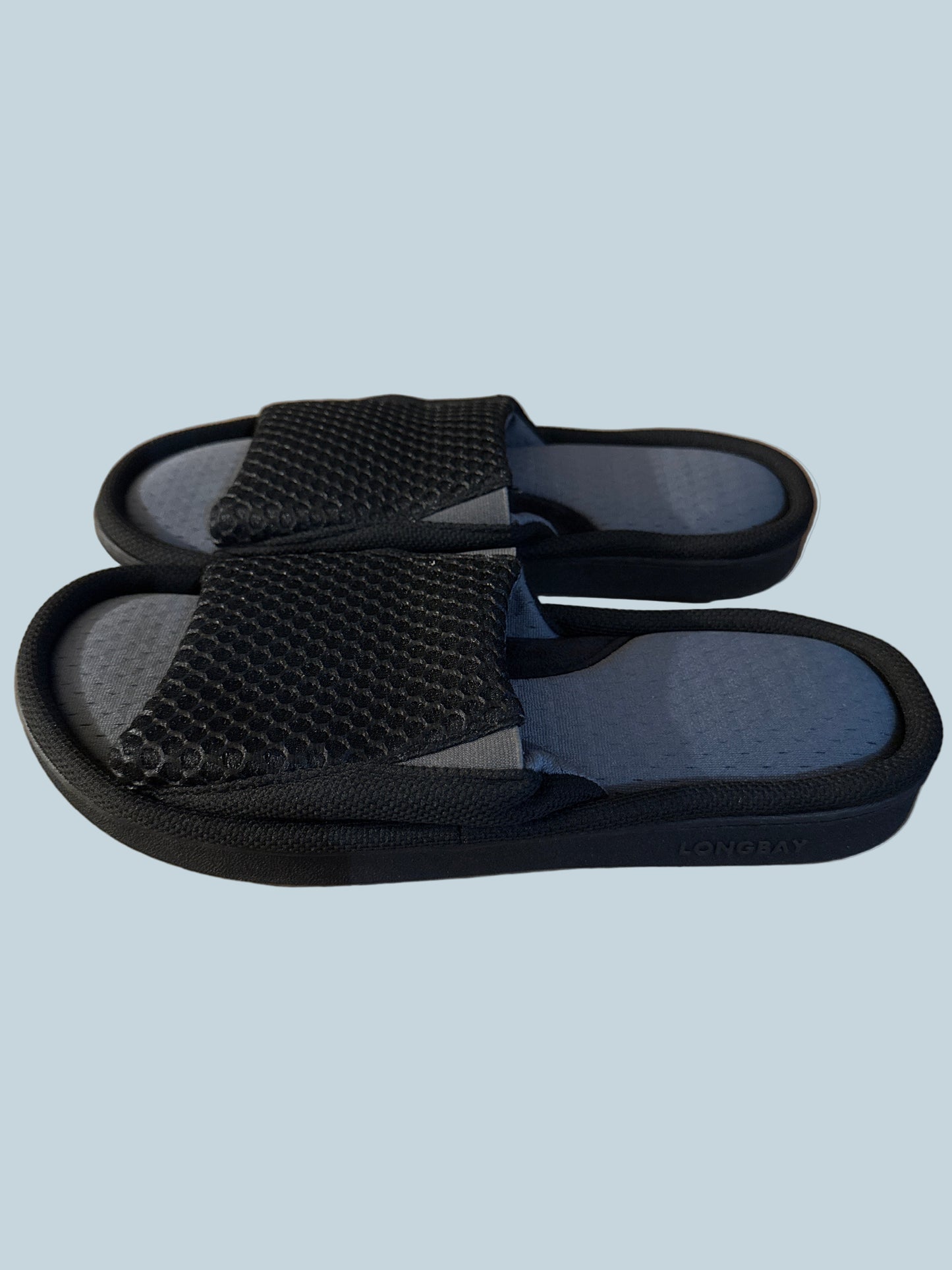 Men Slide Shoe Slippers. Like New. Size 11