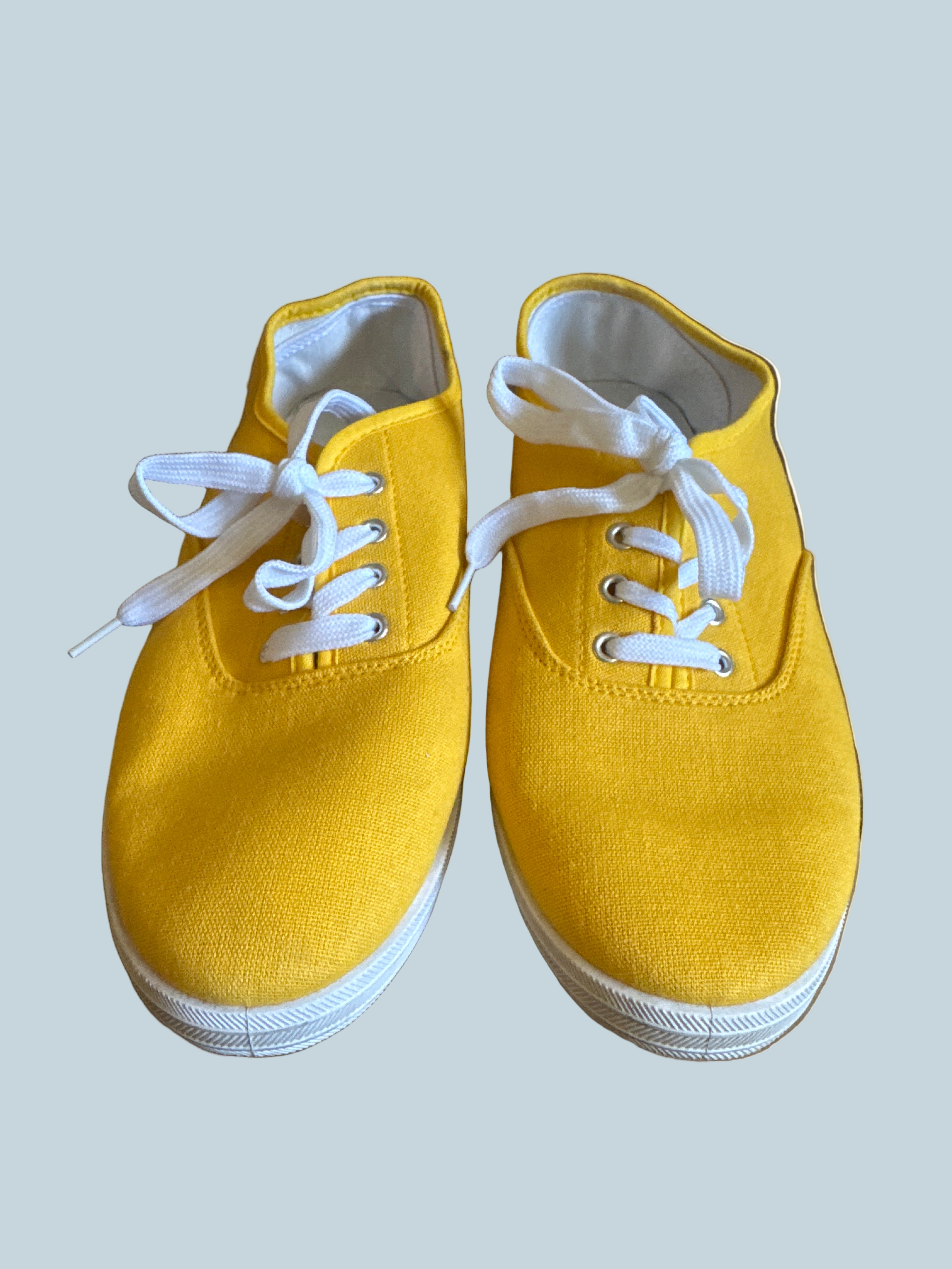 Men Women Canvas Shoe Sneakers. Like NewSize 10