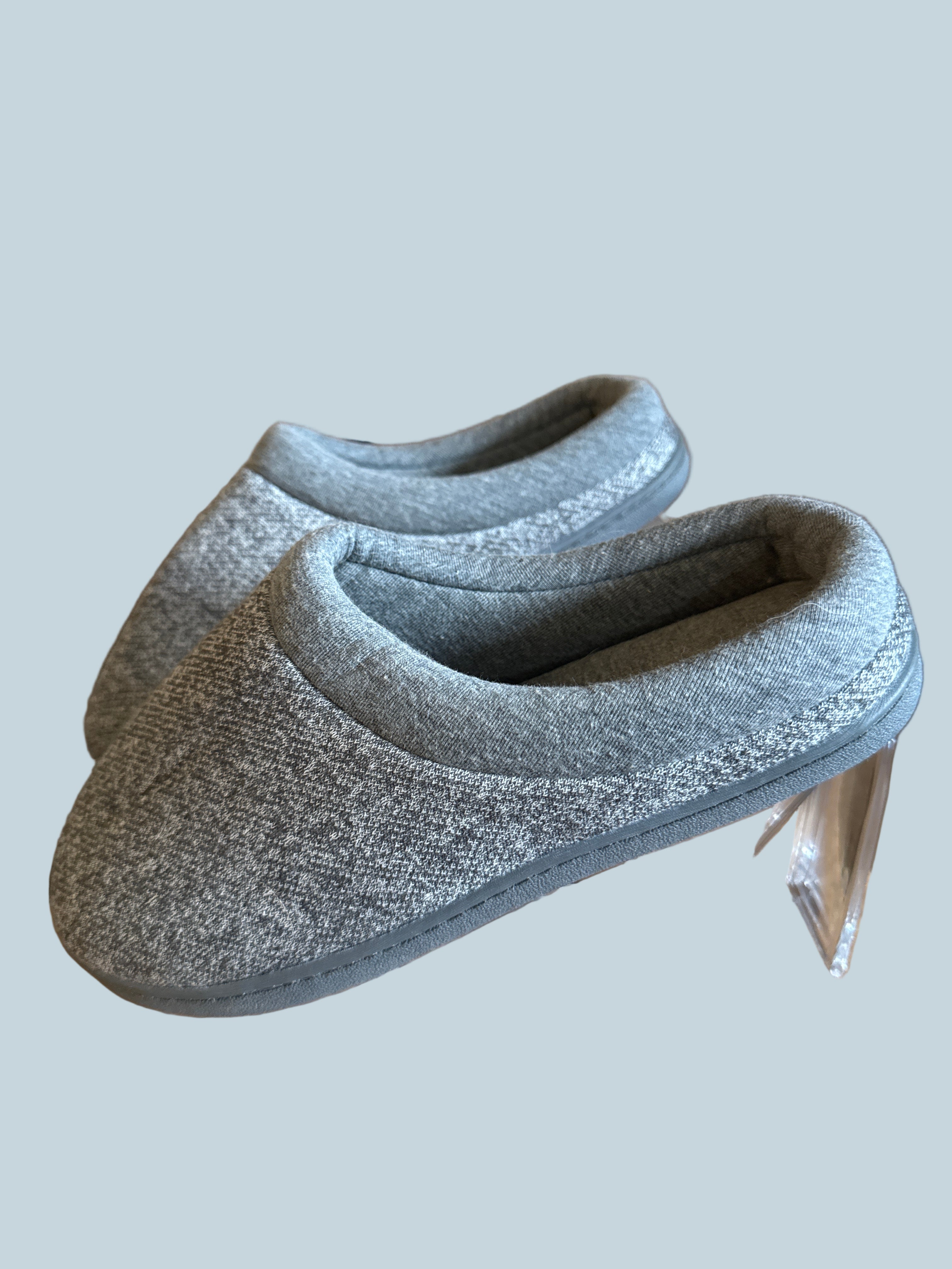 Hometop Women Slipon Shoe Slippers. Like New. Size 7-8