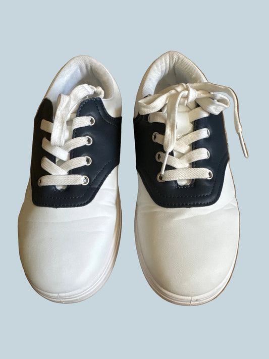 French Toast Boys Girls Canvas Secondhand. Little Kids. Size 3