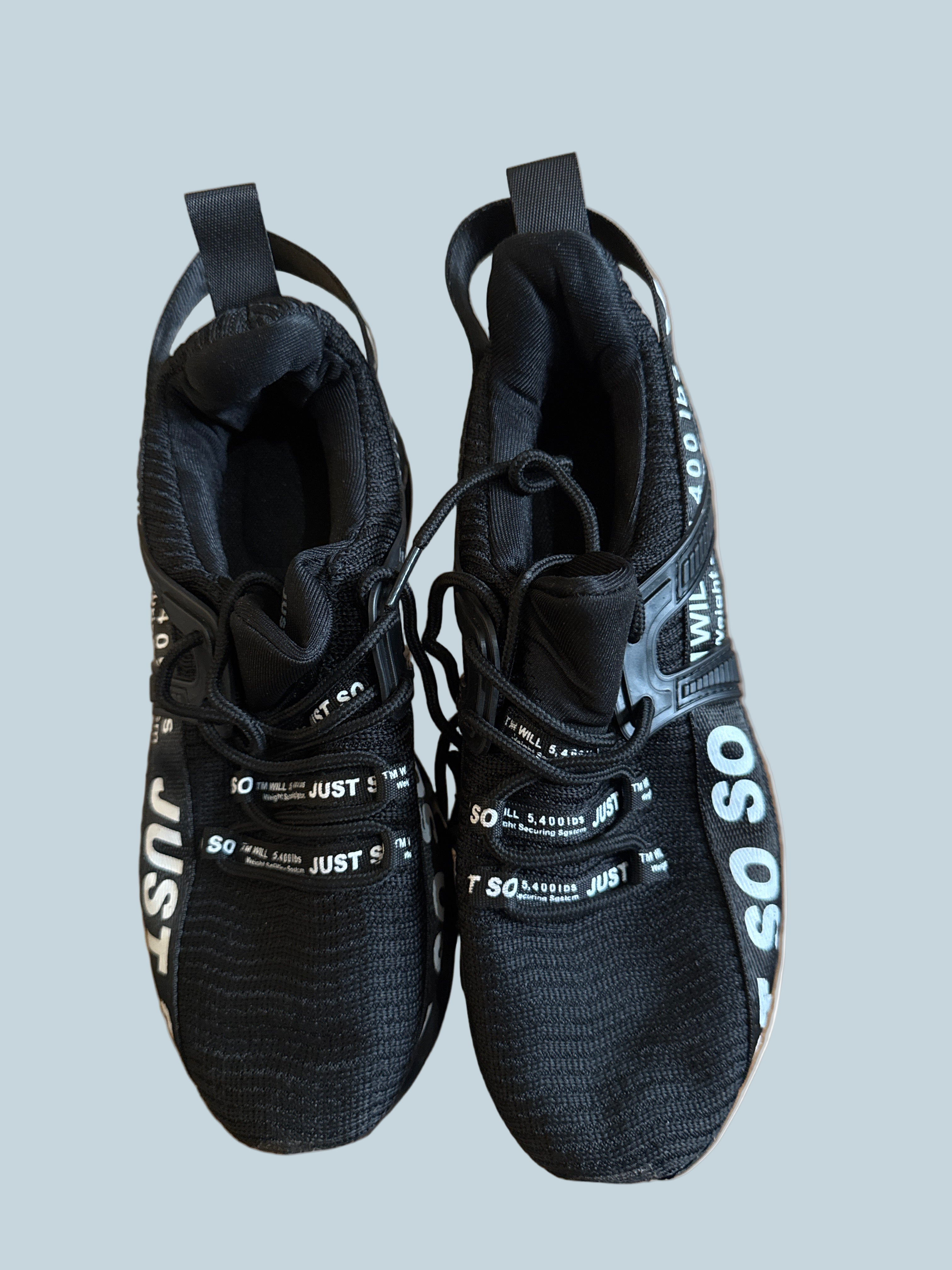 Just so so. Men Women Safety Shoe Sneakers. Like . Size 7