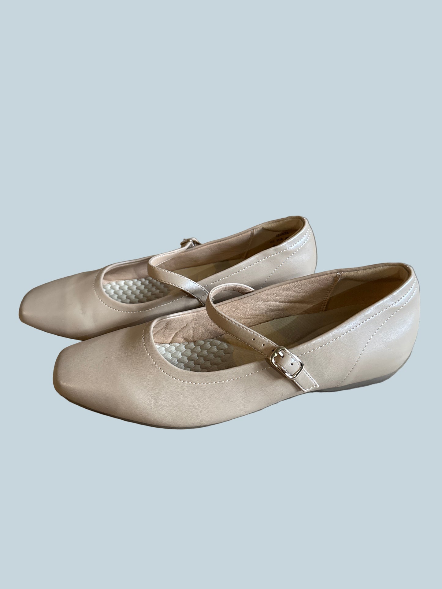 Cusolemore Women Ballet Shoe Flat. Secondhand. Size 8