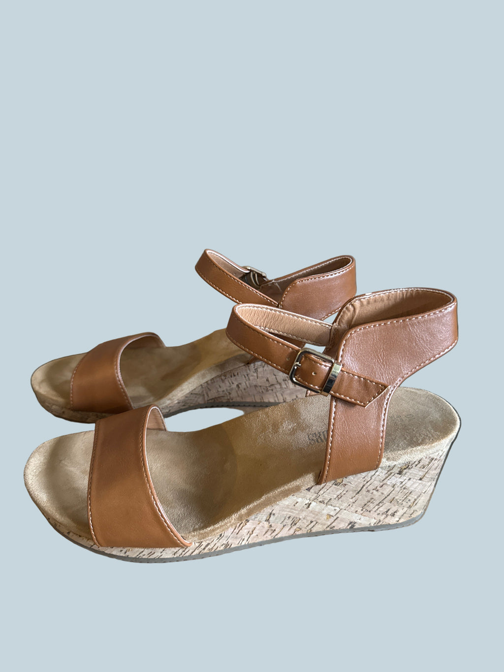 Dream Pairs Women Wedge Shoe Sandals. Like New. Size 10