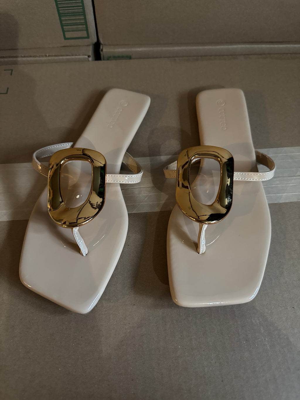 Coutigo Women Slide Shoe Sandals. Like New. Size 10