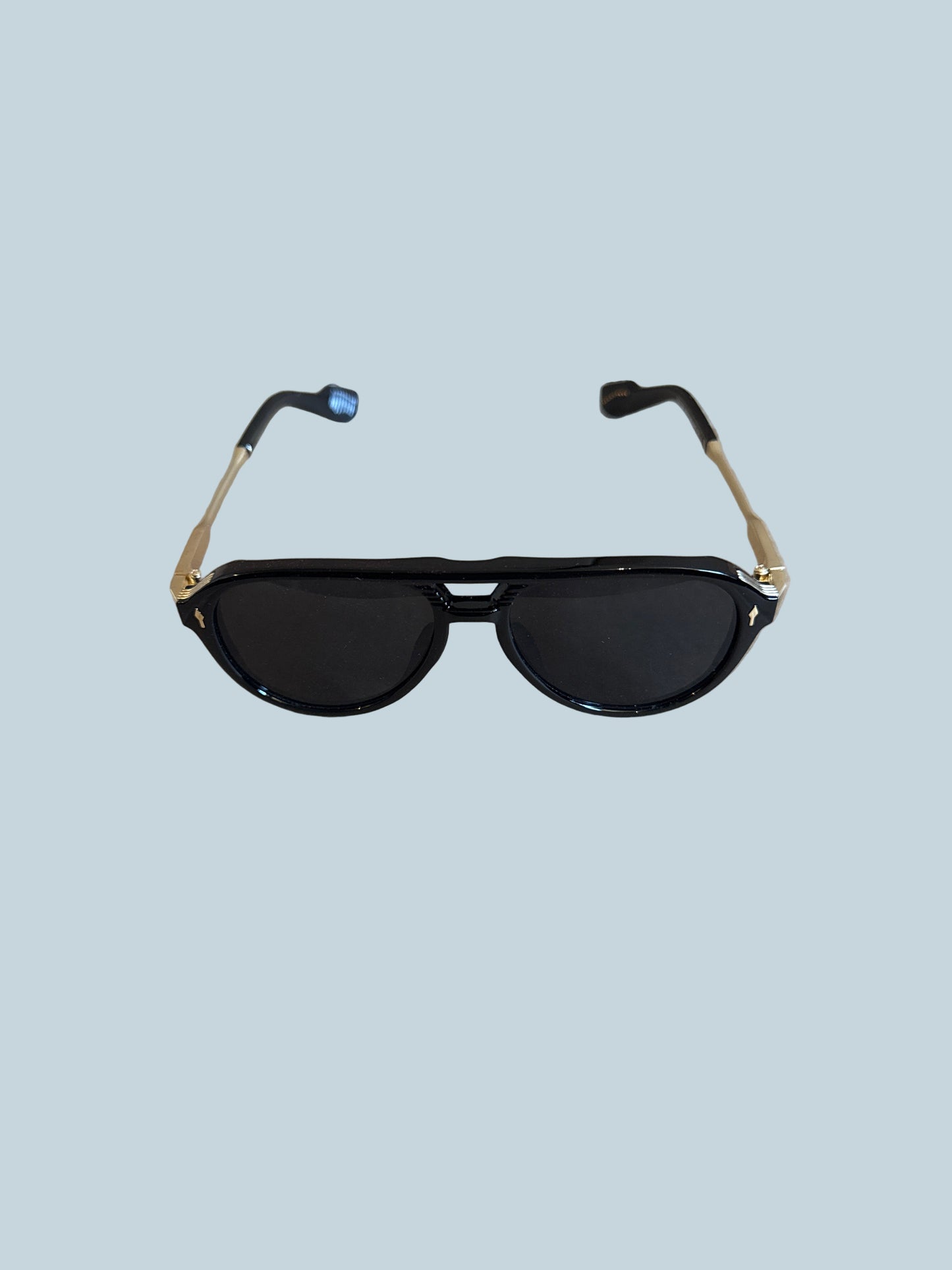 Sunglass.