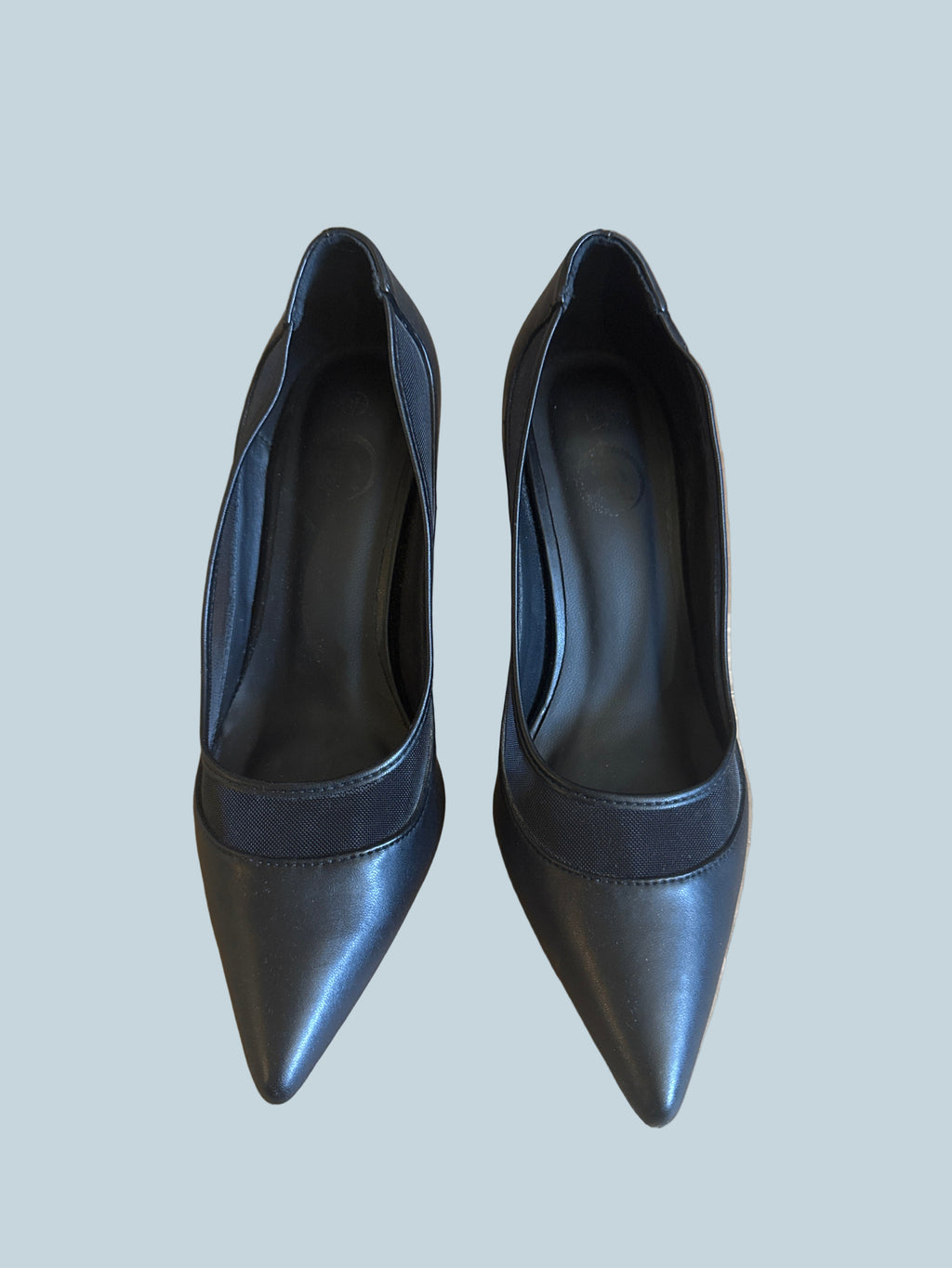 Tray Women Heeled Pump Shoe. Like New. Size 8