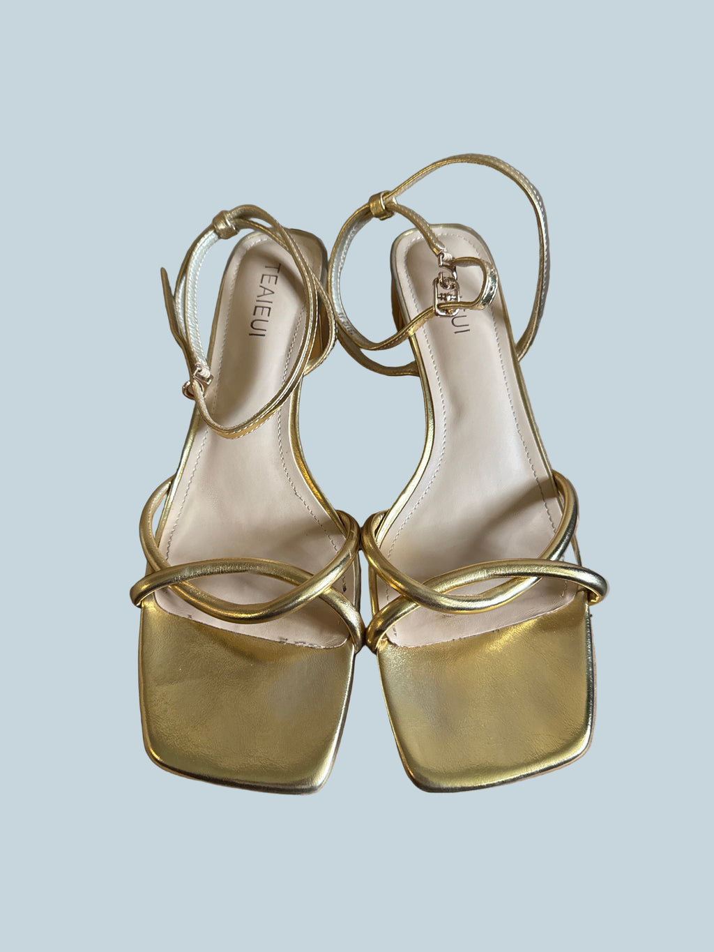 Teaieui Women Block Heeled Shoe Sandals. Second hand. Size 11