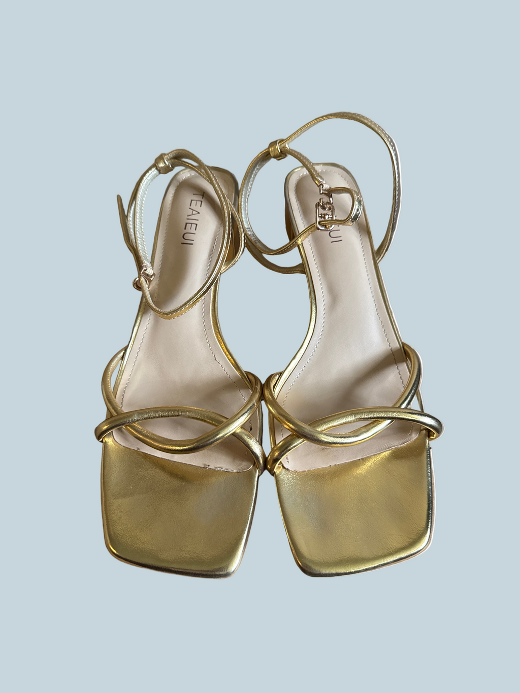 Teaieui Women Block Heeled Shoe Sandals. Second hand. Size 11