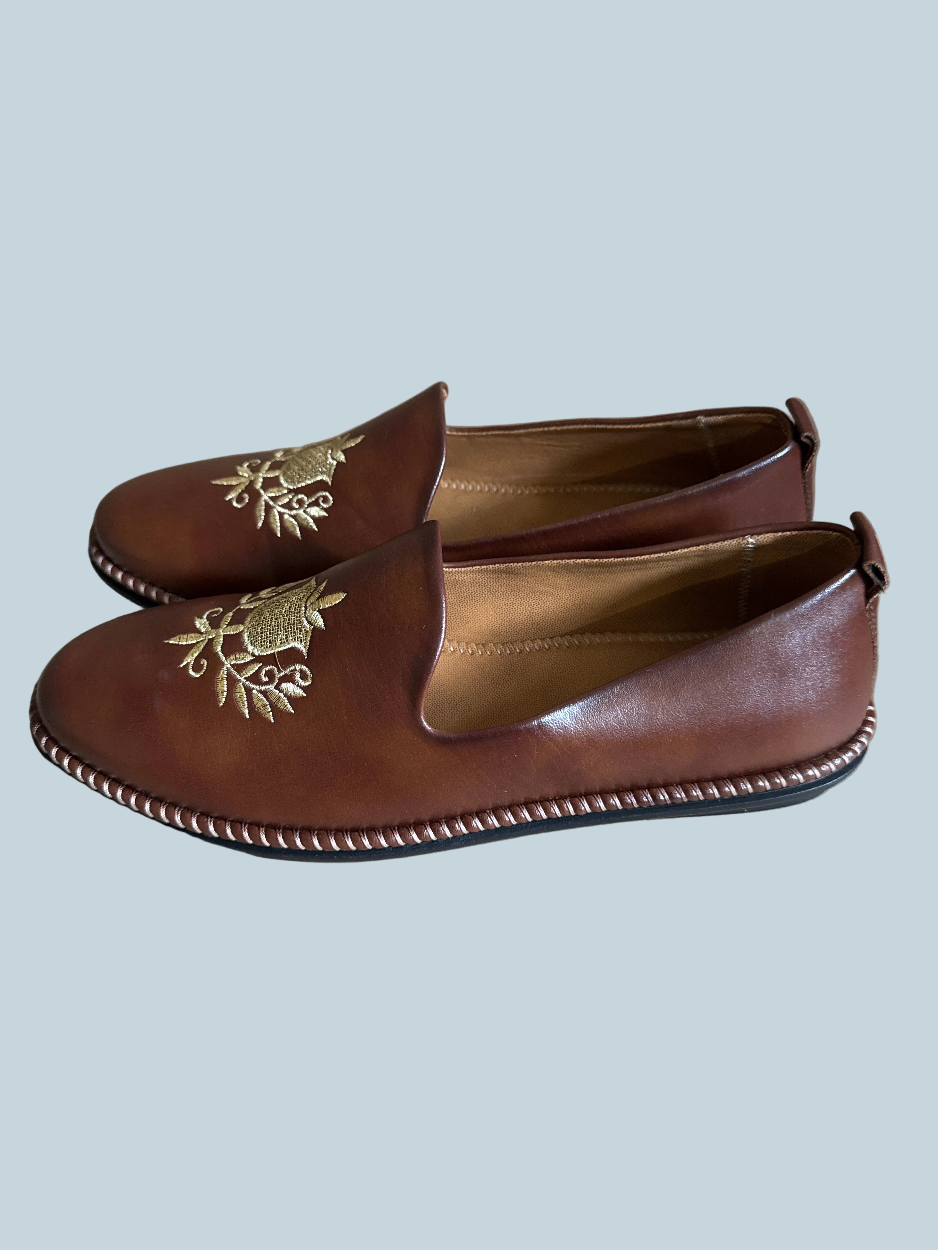 Shoe Bazar Men Dress Shoe. Like New. Size 9