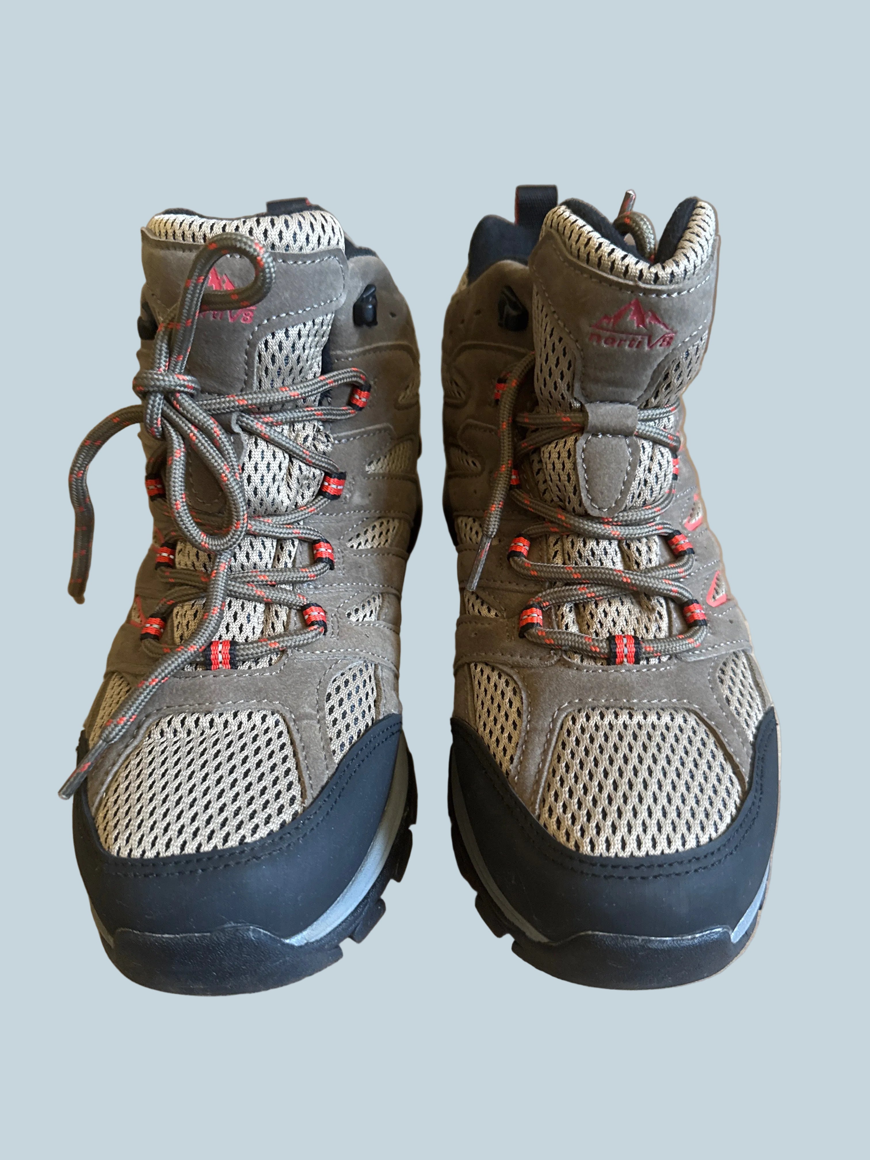 Nortiv 8 Men Hiking Shoe. Like New. Size 6.5