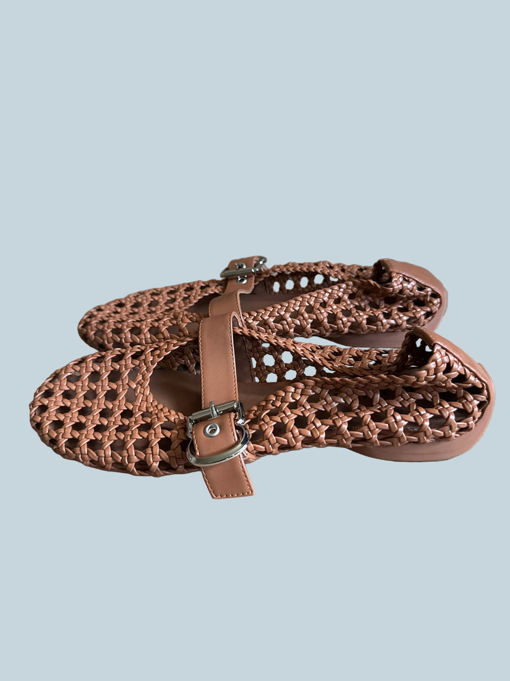 Women Braided Ballet Flat Shoe. Like New. Size 8