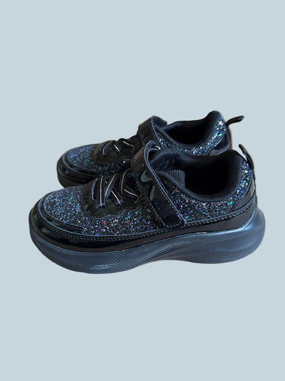Kids Girls Athletic Shoe Sneakers. Like New. Kids Size 13