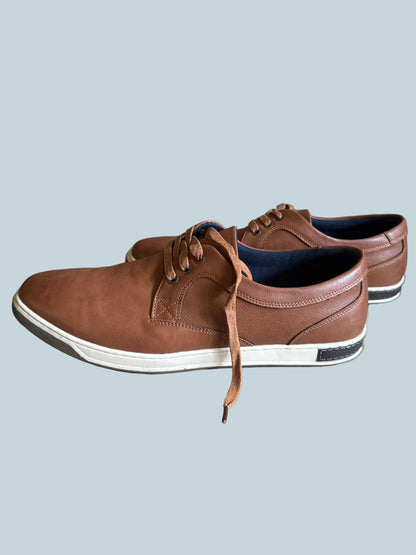 Jousen Men Casual Shoe Sneakers. Secondhand. Size 13