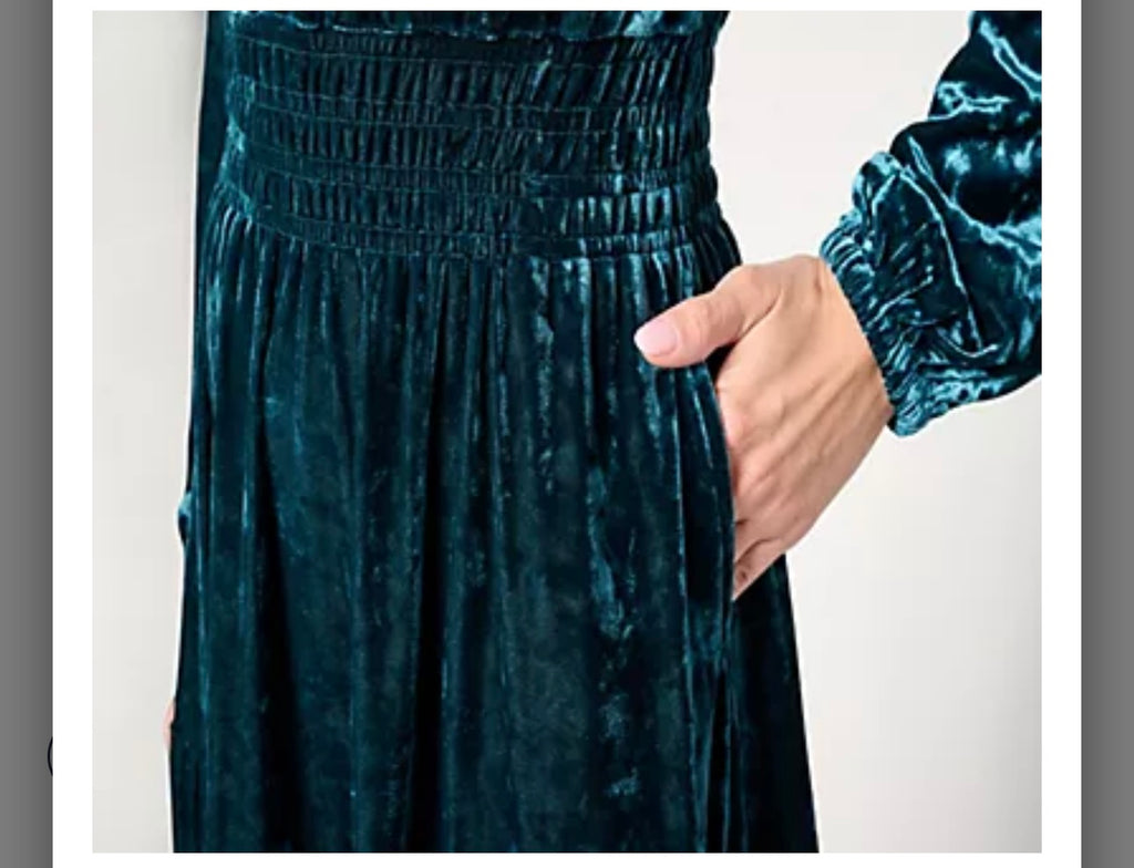 Belle Boho by Kim Gravel Petite Crushed Velvet Tiered Maxi Dress. Petite Size medium