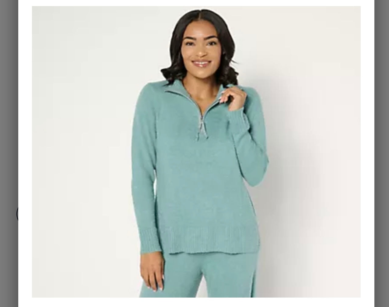 Isaac Mizrahi Live! Apres Cozy Eyelash Yarn Pullover. Size Medium