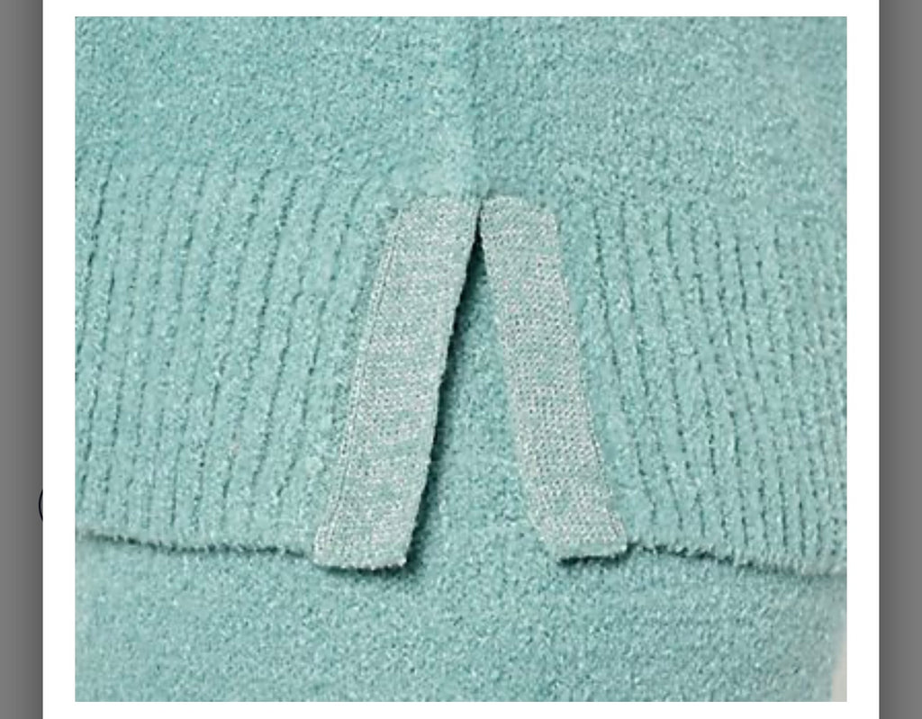 Isaac Mizrahi Live! Apres Cozy Eyelash Yarn Pullover. Size Medium