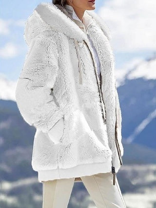 Plush Hooded Jacket – Oversized Fleece Zip-Up with Pockets